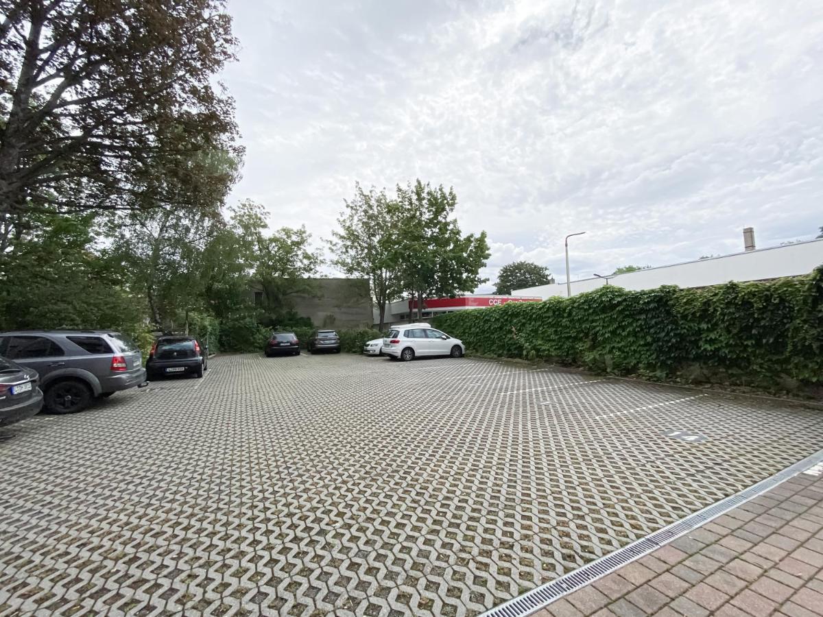 Luxus-apartment In Mit Privat-parkplatz Leipzig